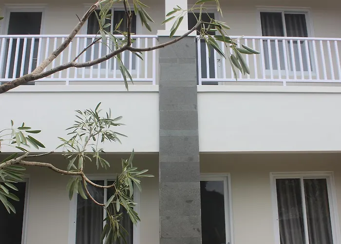 Adi Bali Uluwatu